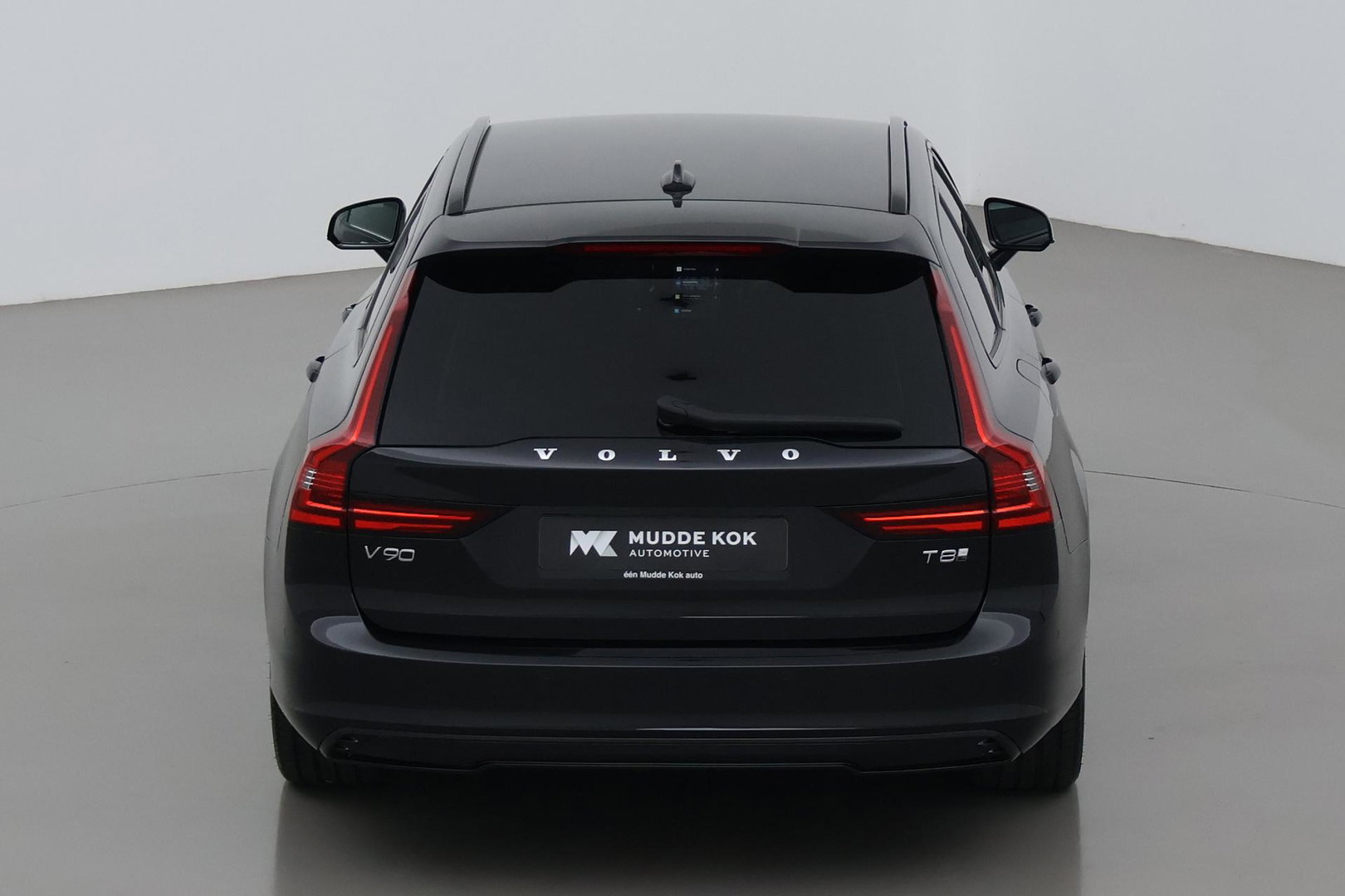Volvo V90 T8 Plug-in hybrid Plus Dark | ACC | 360° Camera | Harman/Kardon | Keyless | Stoel+Stuurverwarming | 19 Inch