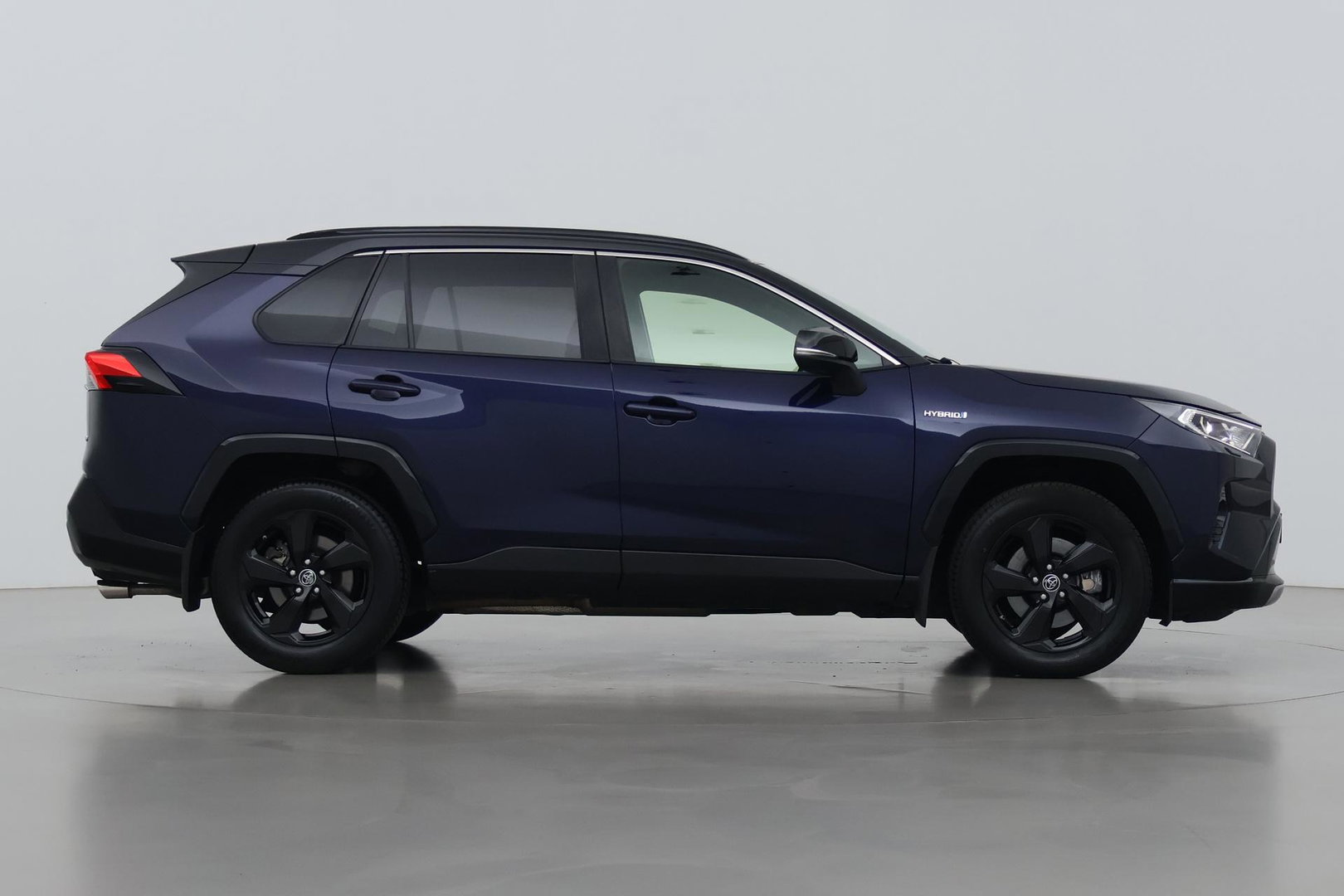 Toyota RAV4 2.5 Hybrid Bi-Tone | ACC | JBL Audio | Stoel+Stuurverwarming | Elektrische Achterklep | Keyless | LED | Camera | 18 Inch
