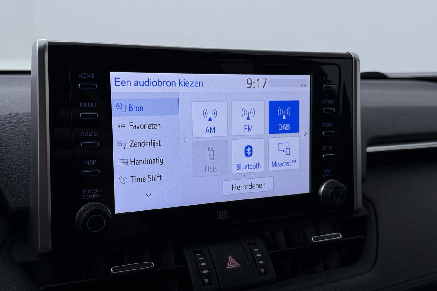 Toyota RAV4 2.5 Hybrid Bi-Tone | ACC | JBL Audio | Stoel+Stuurverwarming | Elektrische Achterklep | Keyless | LED | Camera | 18 Inch