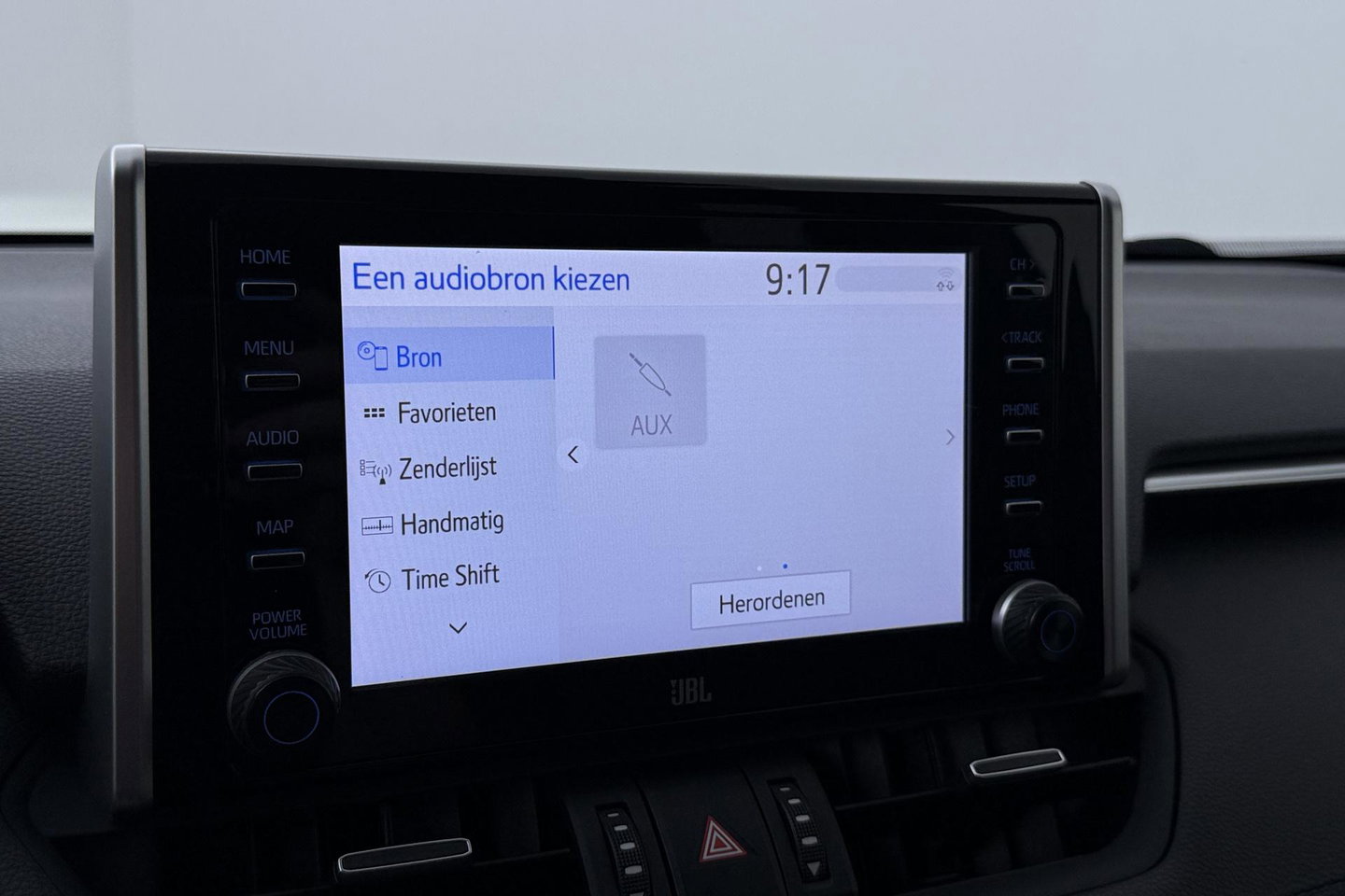 Toyota RAV4 2.5 Hybrid Bi-Tone | ACC | JBL Audio | Stoel+Stuurverwarming | Elektrische Achterklep | Keyless | LED | Camera | 18 Inch