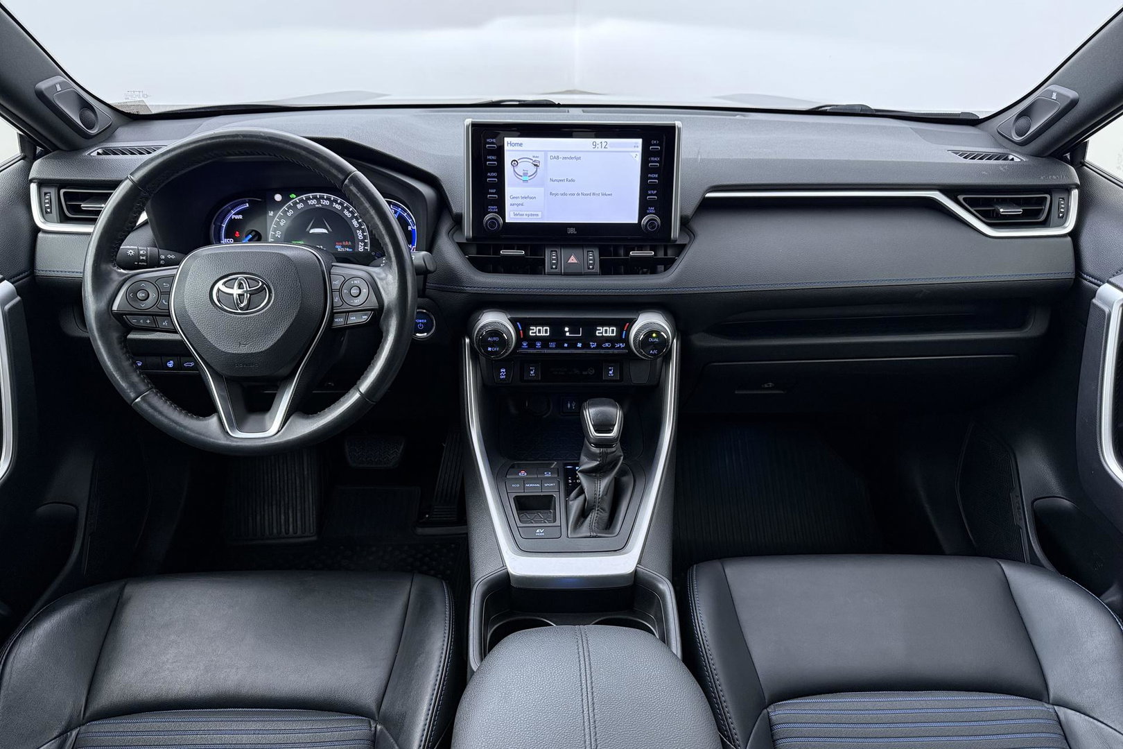 Toyota RAV4 2.5 Hybrid Bi-Tone | ACC | JBL Audio | Stoel+Stuurverwarming | Elektrische Achterklep | Keyless | LED | Camera | 18 Inch