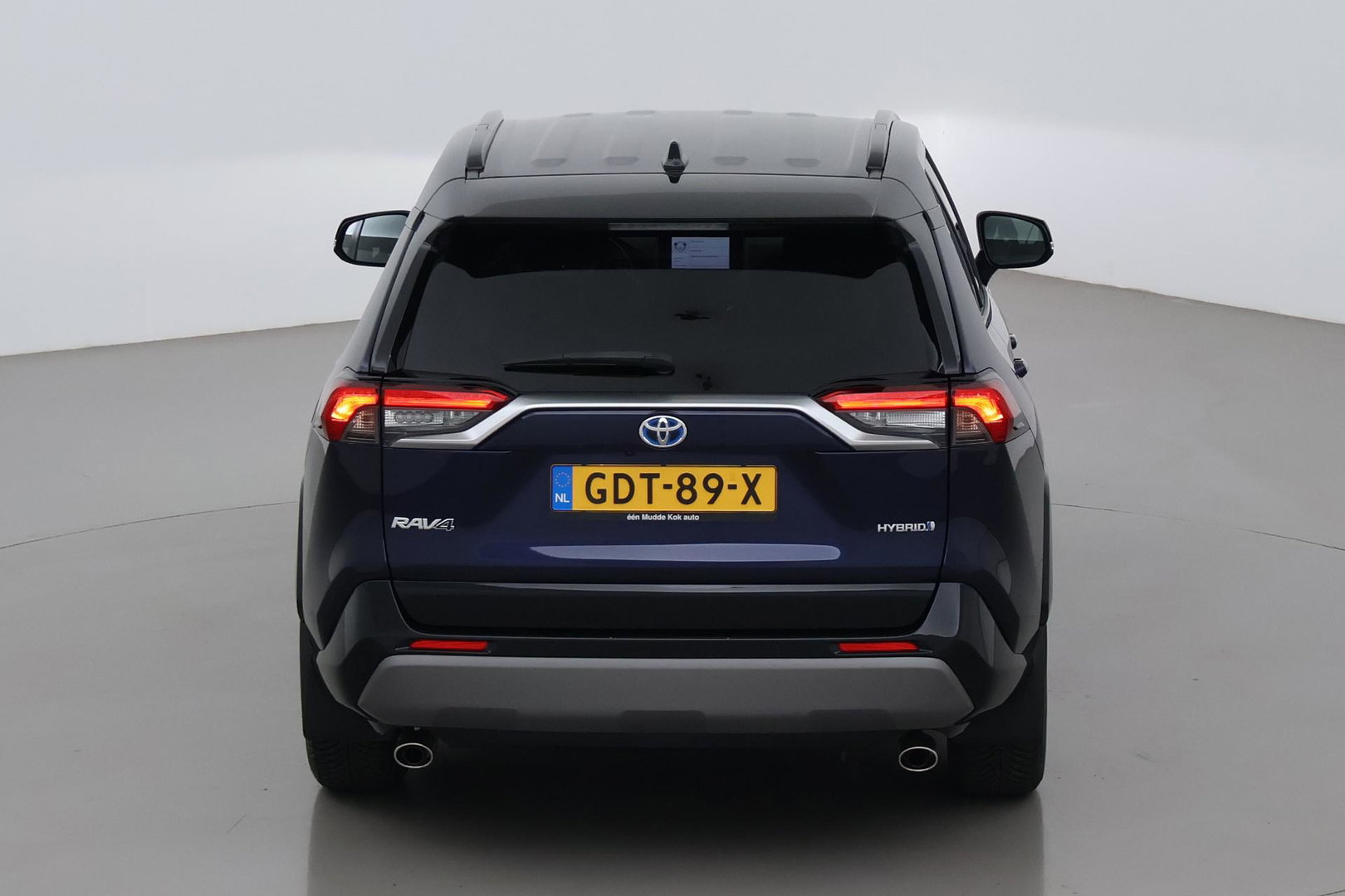 Toyota RAV4 2.5 Hybrid Bi-Tone | ACC | JBL Audio | Stoel+Stuurverwarming | Elektrische Achterklep | Keyless | LED | Camera | 18 Inch