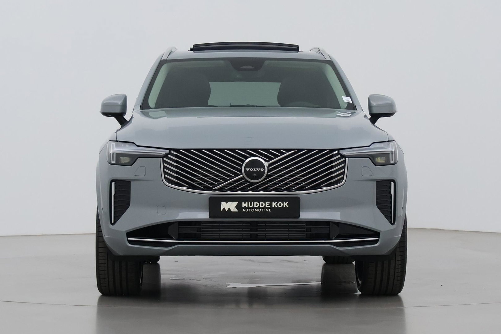Volvo XC90 T8 Plug-in hybrid Ultra Bright | Bowers&Wilkins | Luchtvering | Massage | 22 Inch | Trekhaak | Head-Up