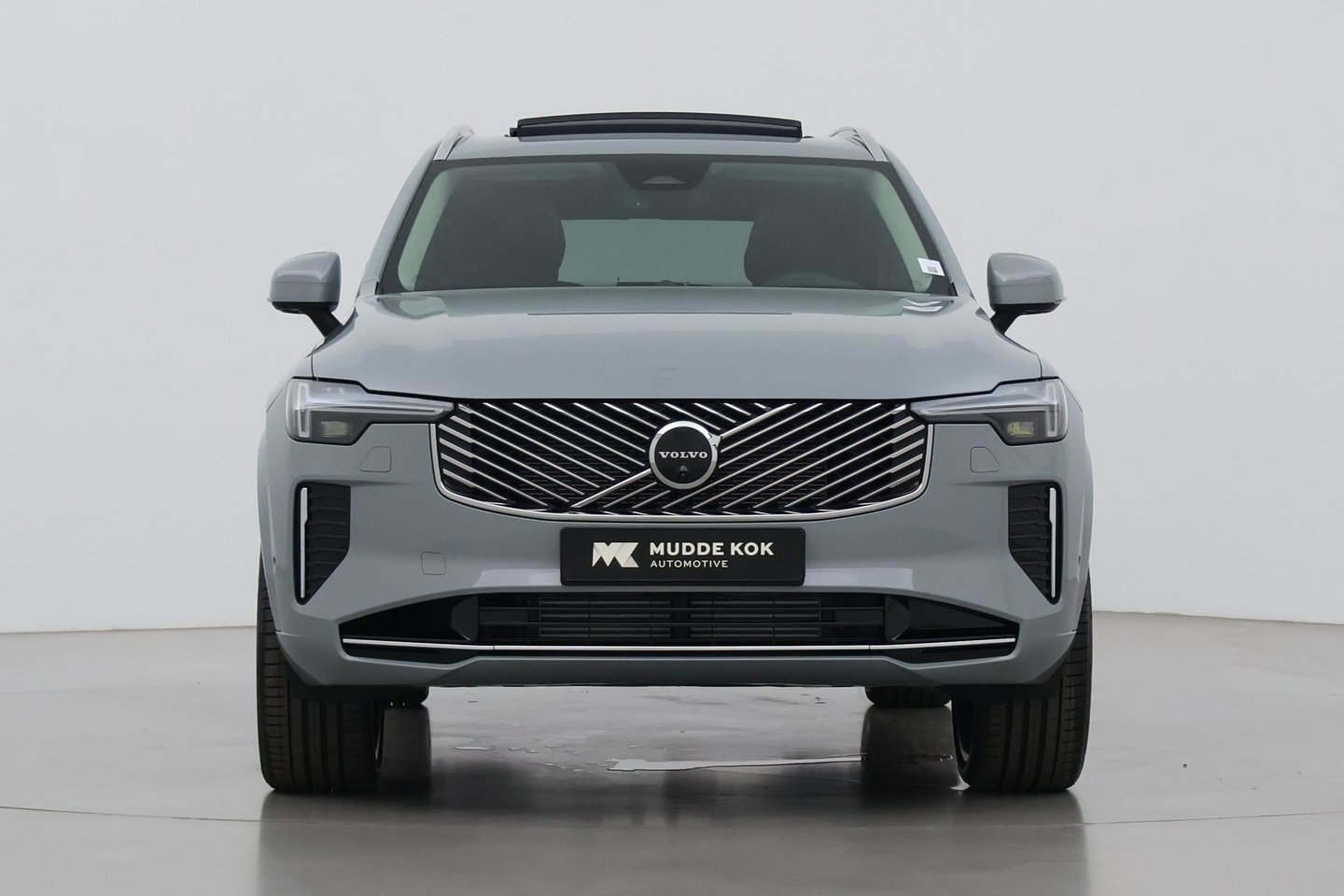Volvo XC90 T8 Plug-in hybrid Ultra Bright | Bowers&Wilkins | Luchtvering | Massage | 22 Inch | Trekhaak | Head-Up