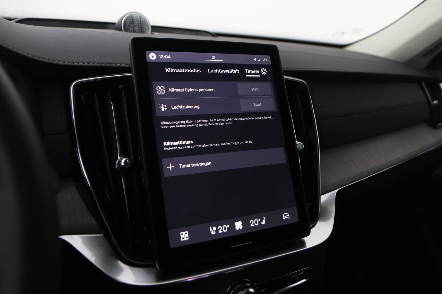 Volvo XC90 T8 Plug-in hybrid Ultra Bright | Bowers&Wilkins | Luchtvering | Massage | 22 Inch | Trekhaak | Head-Up