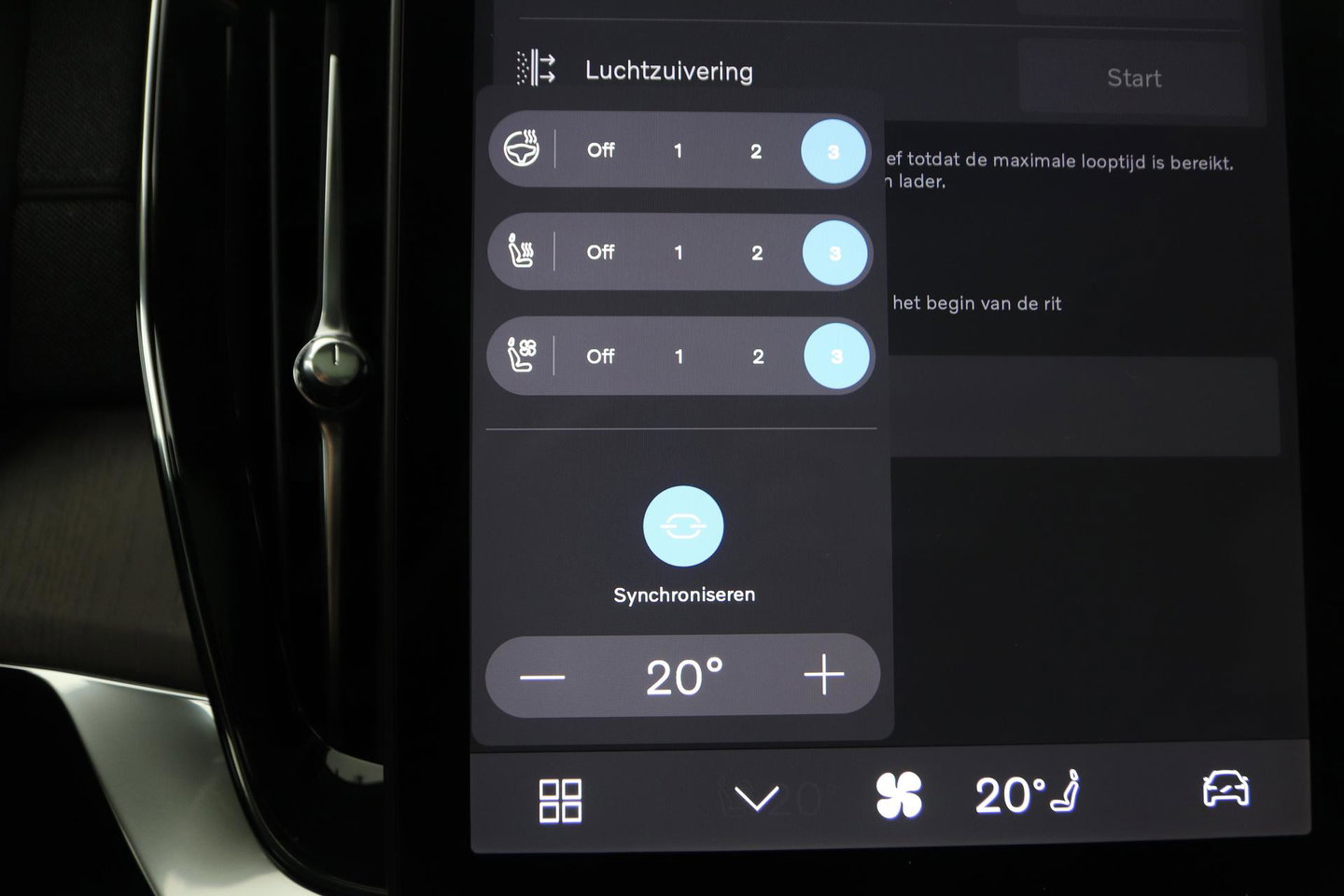 Volvo XC90 T8 Plug-in hybrid Ultra Bright | Bowers&Wilkins | Luchtvering | Massage | 22 Inch | Trekhaak | Head-Up