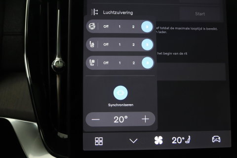 Volvo XC90 T8 Plug-in hybrid Ultra Bright | Bowers&Wilkins | Luchtvering | Massage | 22 Inch | Trekhaak | Head-Up