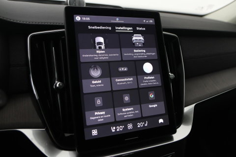 Volvo XC90 T8 Plug-in hybrid Ultra Bright | Bowers&Wilkins | Luchtvering | Massage | 22 Inch | Trekhaak | Head-Up