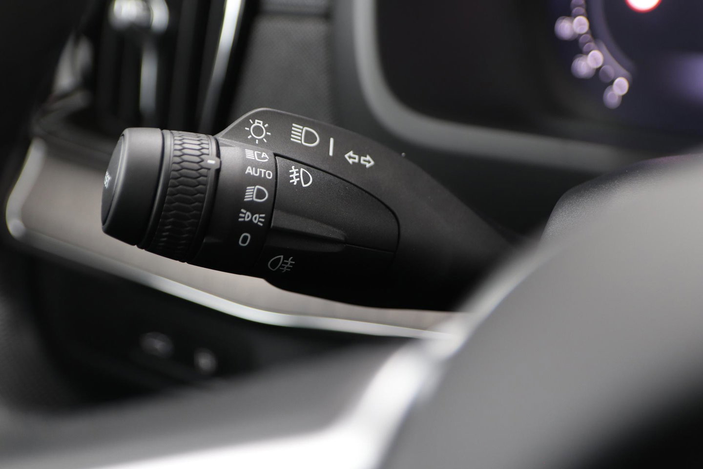 Volvo XC90 T8 Plug-in hybrid Ultra Bright | Bowers&Wilkins | Luchtvering | Massage | 22 Inch | Trekhaak | Head-Up