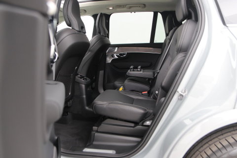 Volvo XC90 T8 Plug-in hybrid Ultra Bright | Bowers&Wilkins | Luchtvering | Massage | 22 Inch | Trekhaak | Head-Up