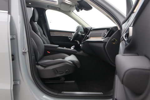 Volvo XC90 T8 Plug-in hybrid Ultra Bright | Bowers&Wilkins | Luchtvering | Massage | 22 Inch | Trekhaak | Head-Up