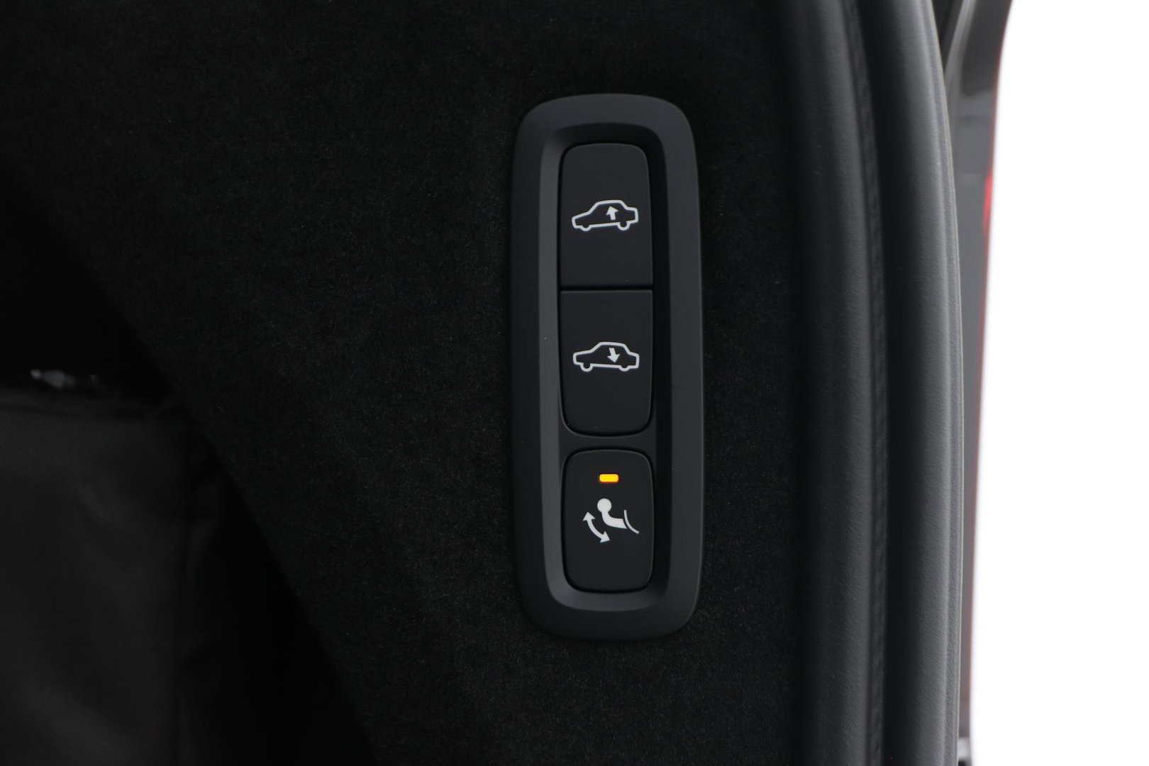 Volvo XC90 T8 Plug-in hybrid Ultra Bright | Bowers&Wilkins | Luchtvering | Massage | 22 Inch | Trekhaak | Head-Up