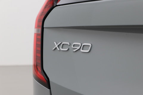 Volvo XC90 T8 Plug-in hybrid Ultra Bright | Bowers&Wilkins | Luchtvering | Massage | 22 Inch | Trekhaak | Head-Up
