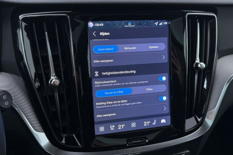 Volvo V60 T6 Plug-in hybrid Plus Bright | ACC | Panoramadak | Head-Up | Harman/Kardon | 360° Camera | Stoel+Stuurverwarming