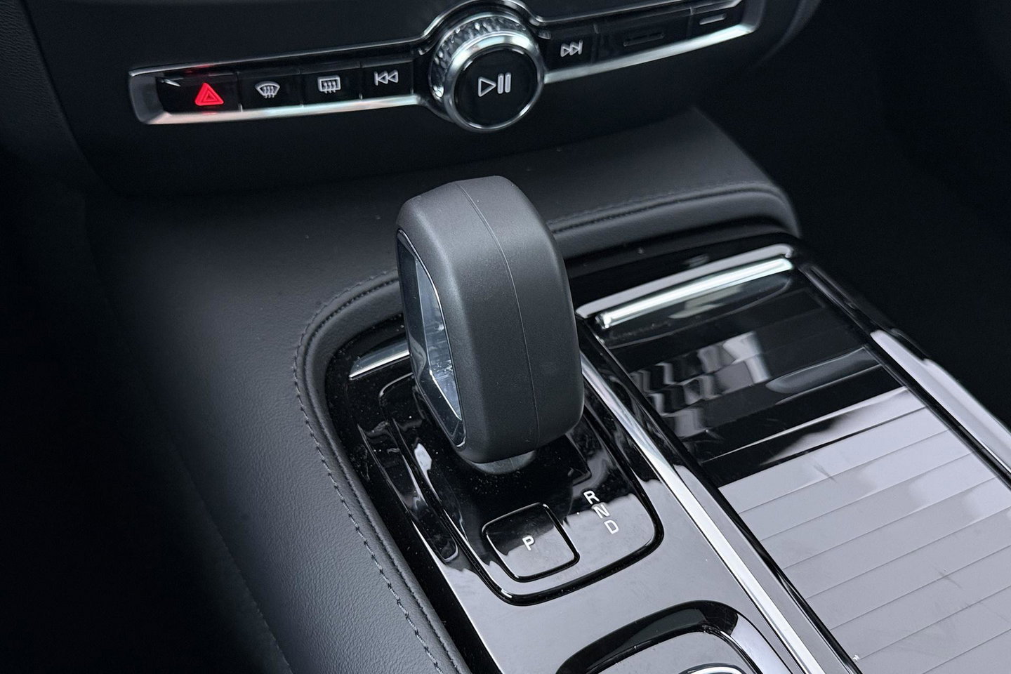Volvo V60 T6 Plug-in hybrid Plus Bright | ACC | Panoramadak | Head-Up | Harman/Kardon | 360° Camera | Stoel+Stuurverwarming