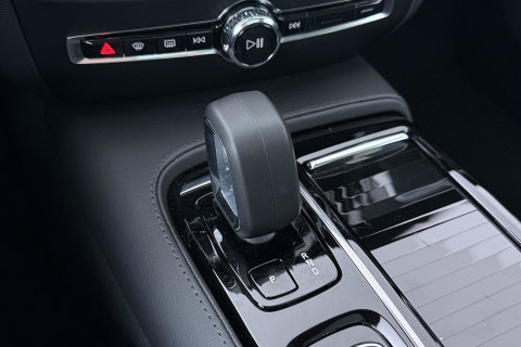 Volvo V60 T6 Plug-in hybrid Plus Bright | ACC | Panoramadak | Head-Up | Harman/Kardon | 360° Camera | Stoel+Stuurverwarming