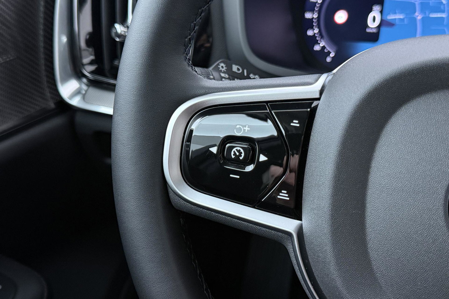 Volvo V60 T6 Plug-in hybrid Plus Bright | ACC | Panoramadak | Head-Up | Harman/Kardon | 360° Camera | Stoel+Stuurverwarming