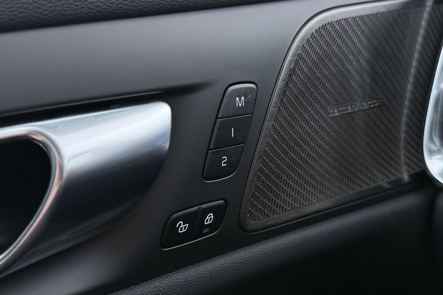 Volvo V60 T6 Plug-in hybrid Plus Bright | ACC | Panoramadak | Head-Up | Harman/Kardon | 360° Camera | Stoel+Stuurverwarming