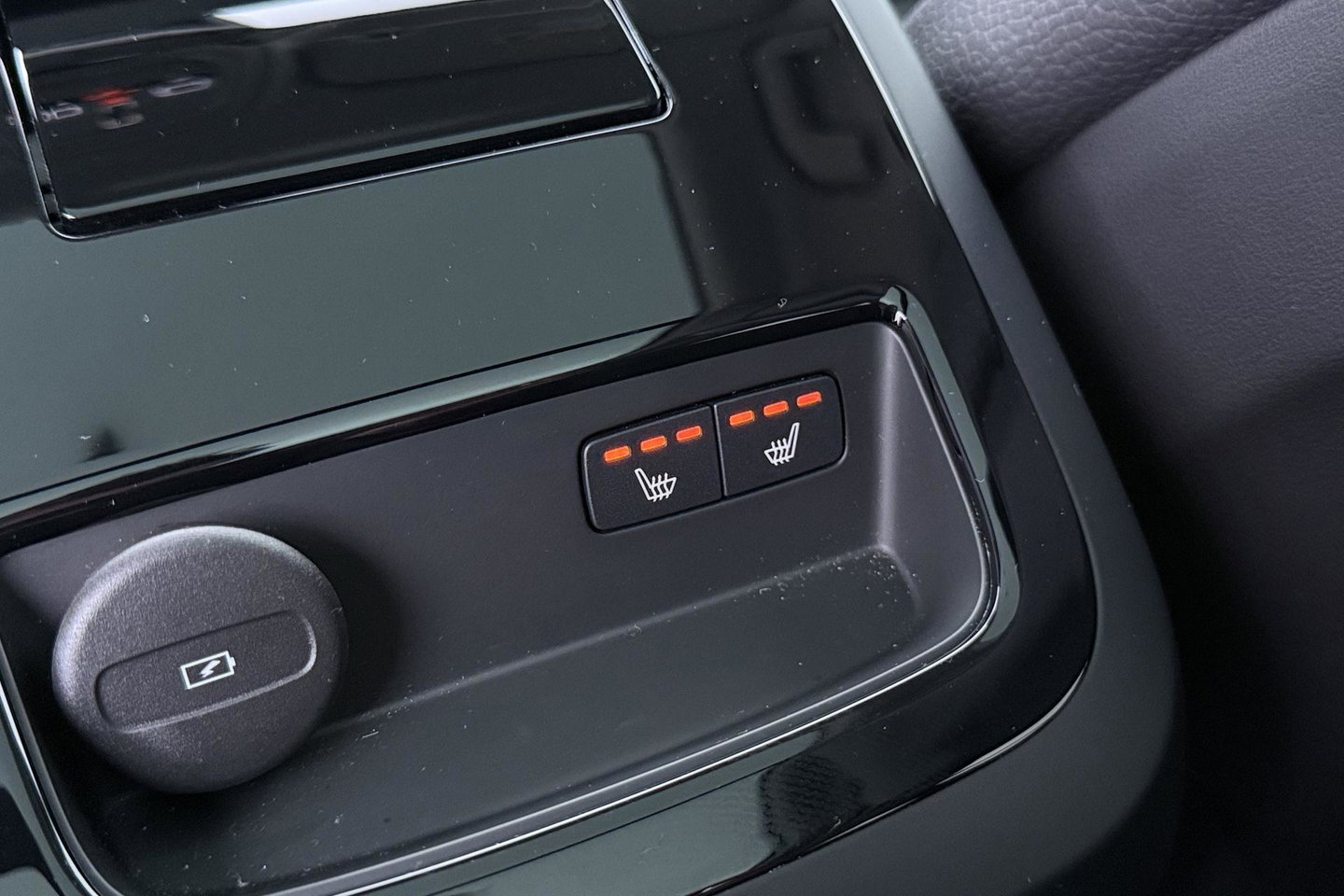 Volvo V60 T6 Plug-in hybrid Plus Bright | ACC | Panoramadak | Head-Up | Harman/Kardon | 360° Camera | Stoel+Stuurverwarming