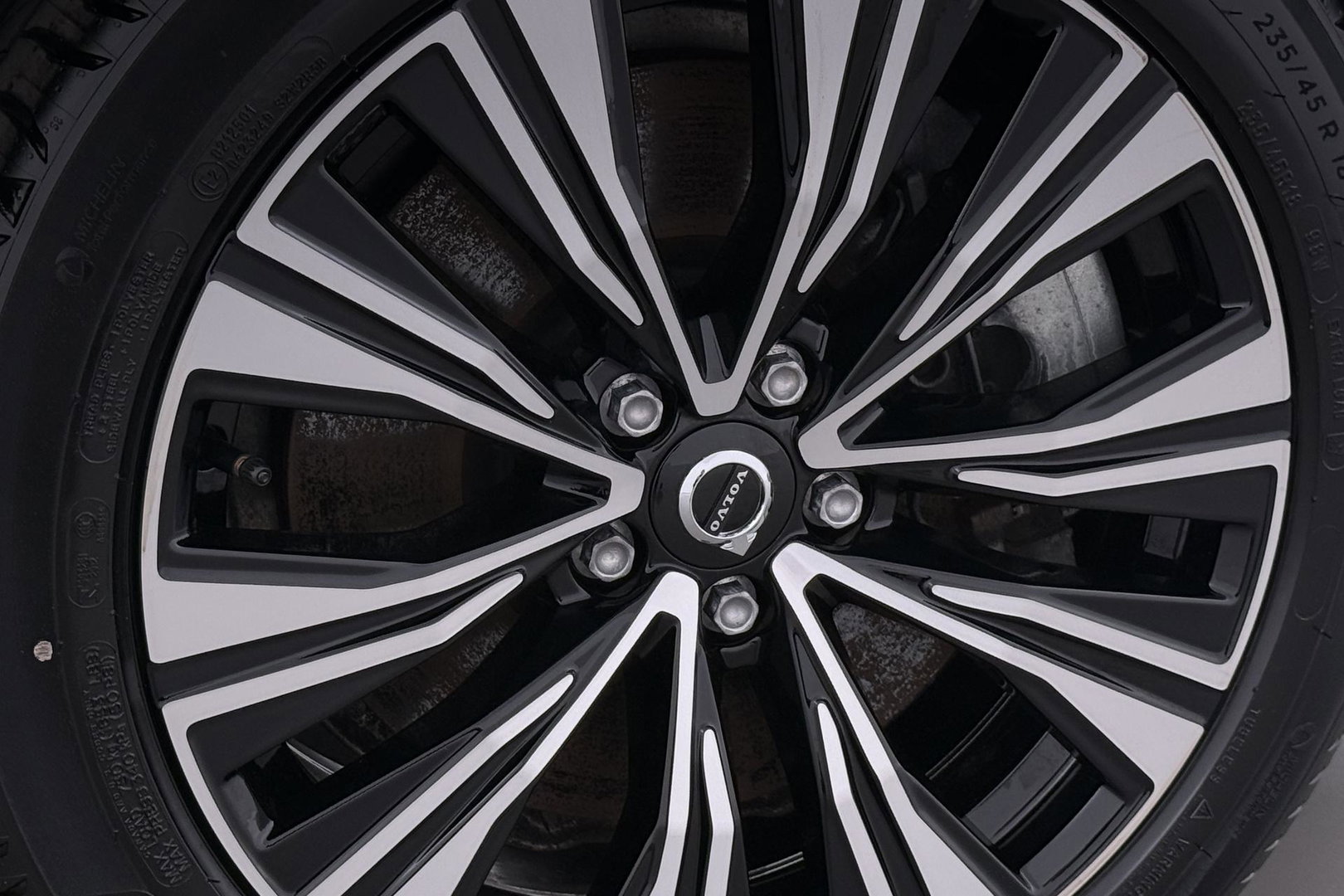 Volvo V60 T6 Plug-in hybrid Plus Bright | ACC | Panoramadak | Head-Up | Harman/Kardon | 360° Camera | Stoel+Stuurverwarming