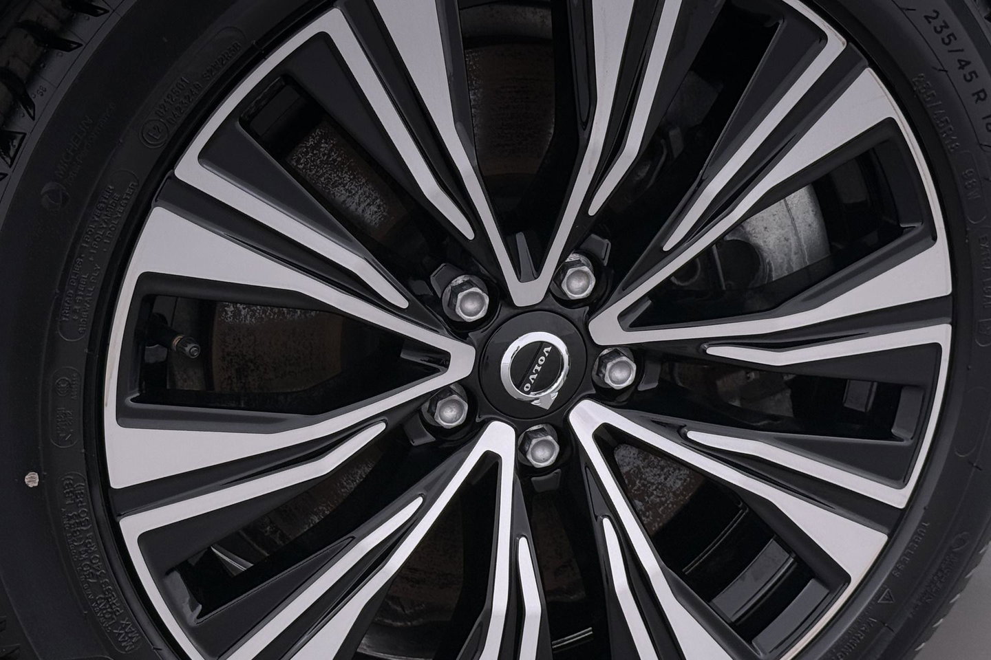 Volvo V60 T6 Plug-in hybrid Plus Bright | ACC | Panoramadak | Head-Up | Harman/Kardon | 360° Camera | Stoel+Stuurverwarming