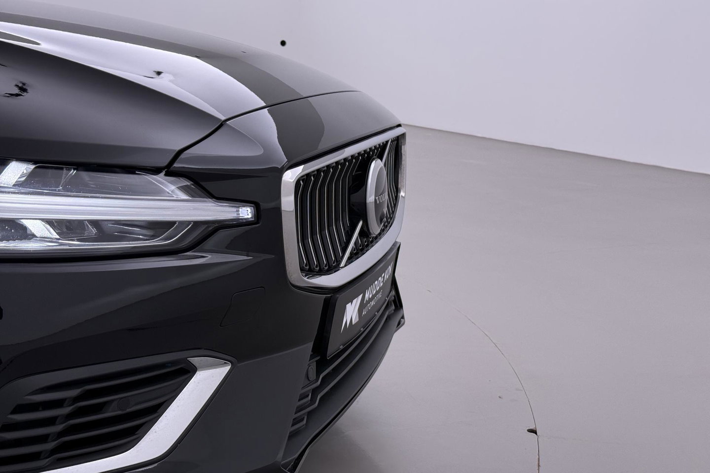 Volvo V60 T6 Plug-in hybrid Plus Bright | ACC | Panoramadak | Head-Up | Harman/Kardon | 360° Camera | Stoel+Stuurverwarming