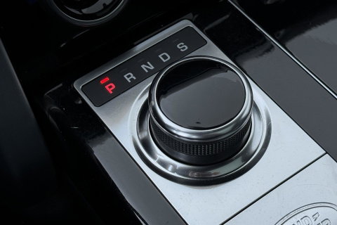 Land Rover Range Rover 2.0 P400e Vogue | SVO Kleur | ACC | Panoramadak | Luchtvering | 360° Camera | Soft-Close