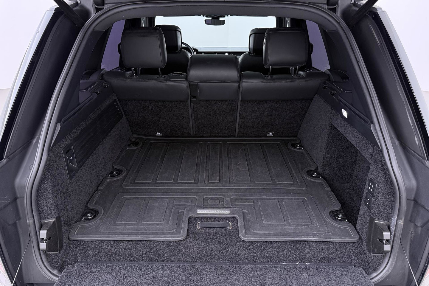 Land Rover Range Rover 2.0 P400e Vogue | SVO Kleur | ACC | Panoramadak | Luchtvering | 360° Camera | Soft-Close