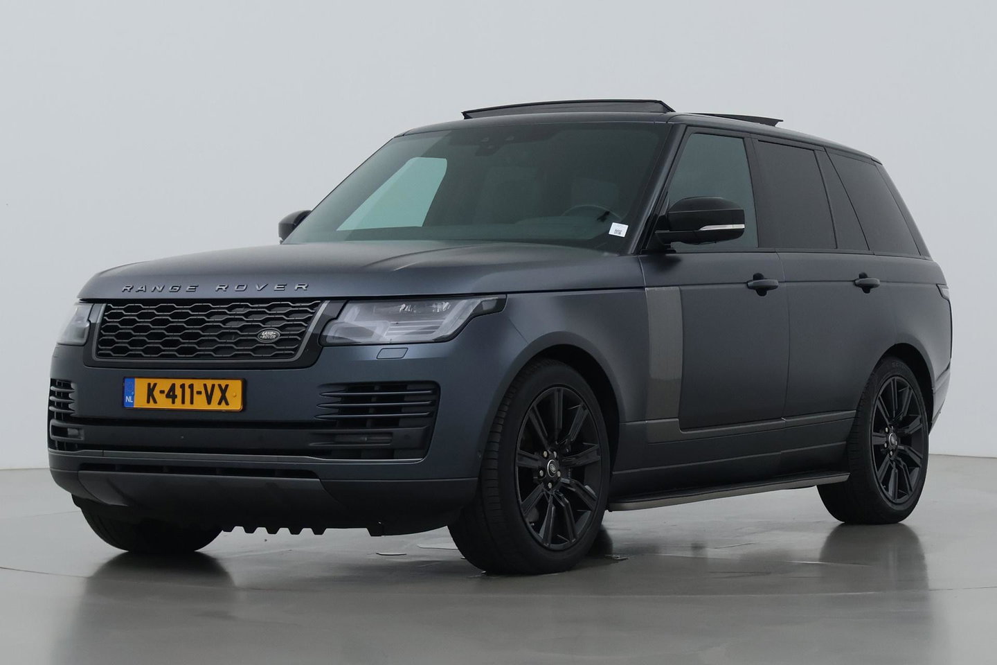 Land Rover Range Rover 2.0 P400e Vogue | SVO Kleur | ACC | Panoramadak | Luchtvering | 360° Camera | Soft-Close