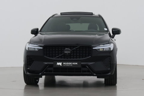 Volvo XC60 T6 Plug-in hybrid Ultra Black Edition | ACC | Luchtvering | Trekhaak | Bowers&Wilkins | 360° Camera | Stoelmassage | Panoramadak | Head-Up