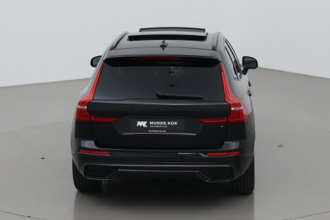 Volvo XC60 T6 Plug-in hybrid Ultra Black Edition | ACC | Luchtvering | Trekhaak | Bowers&Wilkins | 360° Camera | Stoelmassage | Panoramadak | Head-Up