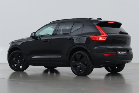 Volvo EX40 Twin Motor Plus Black Edition 82 kWh | ACC | Panoramadak | 360° Camera | Harman/Kardon | Stoel+Stuurverwarming | 20 Inch