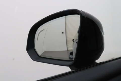 Volvo EX40 Twin Motor Plus Black Edition 82 kWh | ACC | Panoramadak | 360° Camera | Harman/Kardon | Stoel+Stuurverwarming | 20 Inch