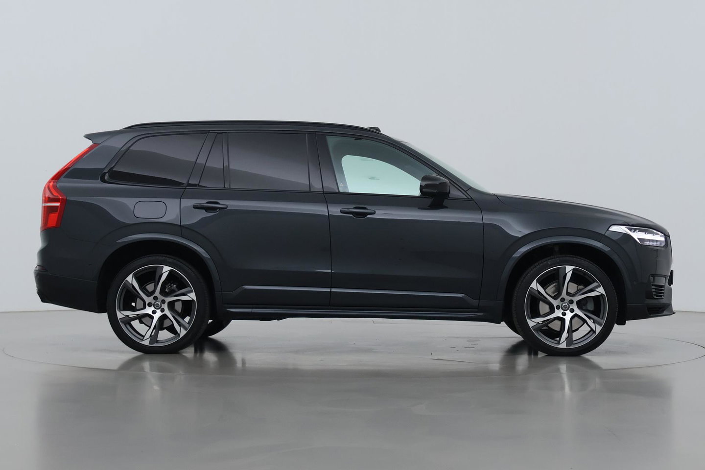 Volvo XC90 T8 Recharge R-Design | ACC | Luchtvering | Panoramadak | Bowers&Wilkins | 360° Camera | Head-Up | Trekhaak | 22 Inch