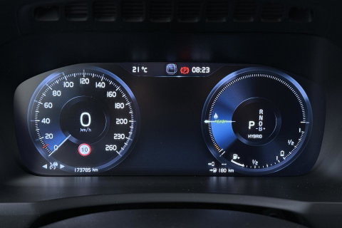 Volvo XC90 T8 Recharge R-Design | ACC | Luchtvering | Panoramadak | Bowers&Wilkins | 360° Camera | Head-Up | Trekhaak | 22 Inch