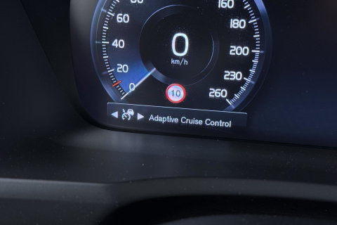 Volvo XC90 T8 Recharge R-Design | ACC | Luchtvering | Panoramadak | Bowers&Wilkins | 360° Camera | Head-Up | Trekhaak | 22 Inch