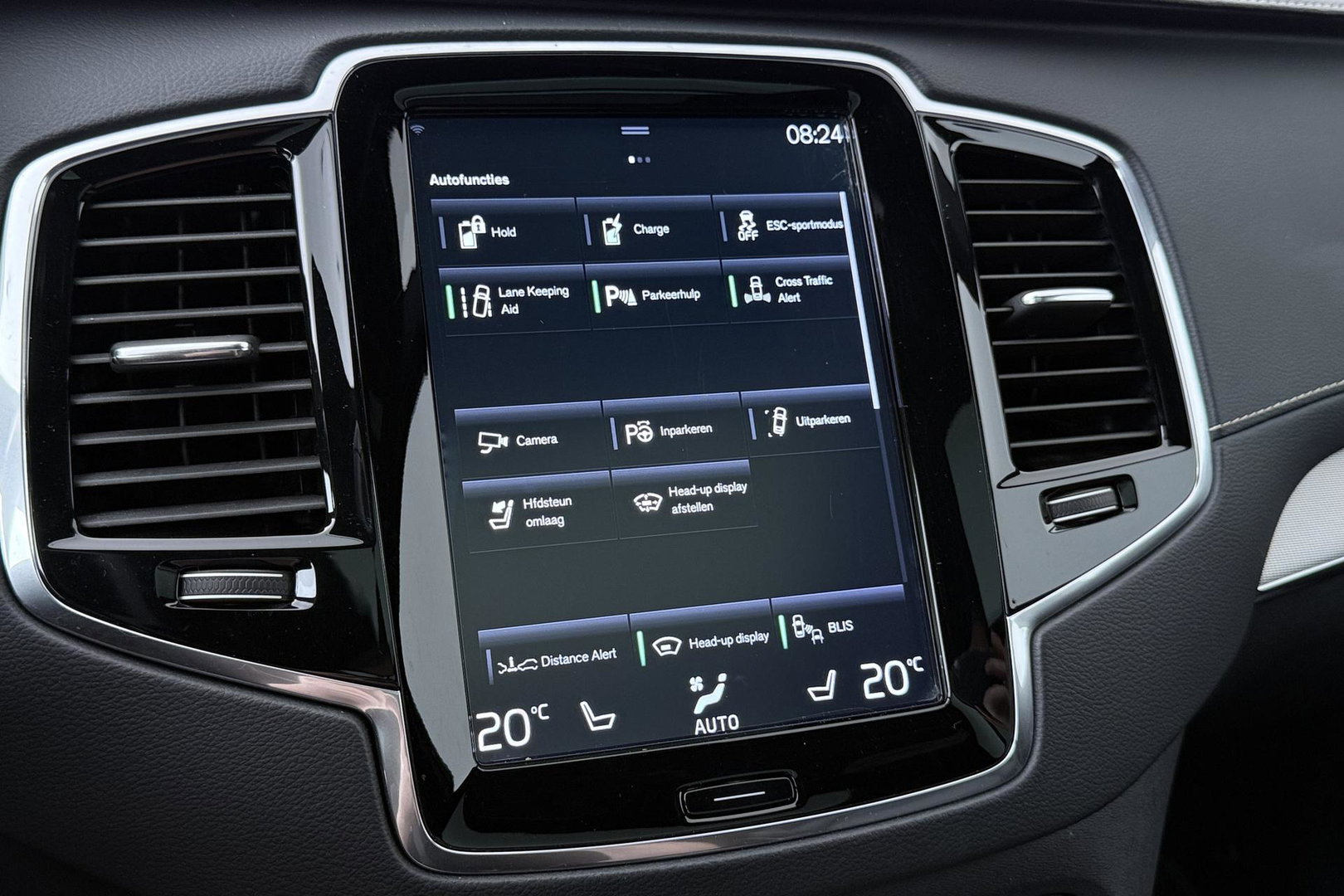 Volvo XC90 T8 Recharge R-Design | ACC | Luchtvering | Panoramadak | Bowers&Wilkins | 360° Camera | Head-Up | Trekhaak | 22 Inch