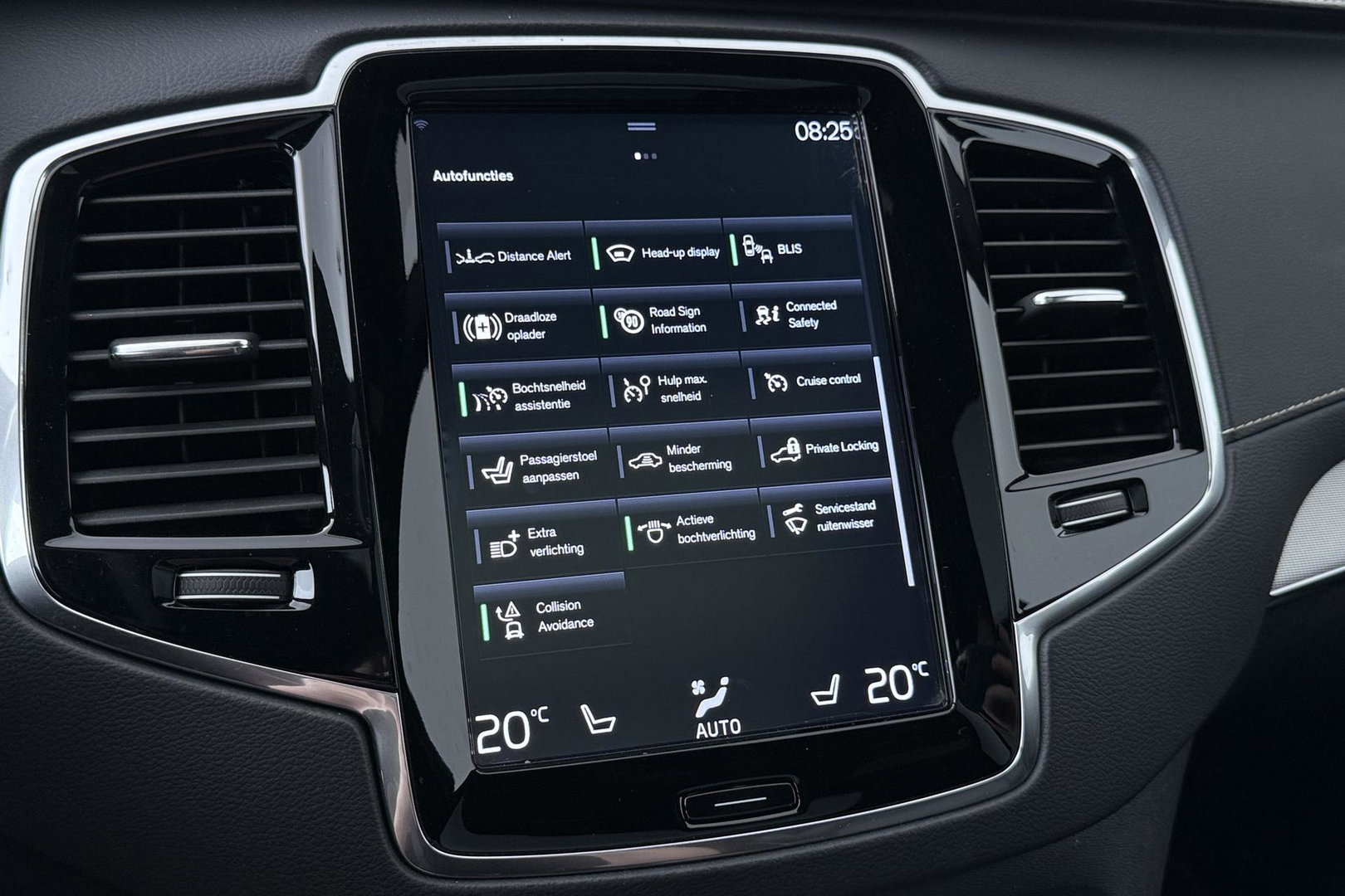 Volvo XC90 T8 Recharge R-Design | ACC | Luchtvering | Panoramadak | Bowers&Wilkins | 360° Camera | Head-Up | Trekhaak | 22 Inch