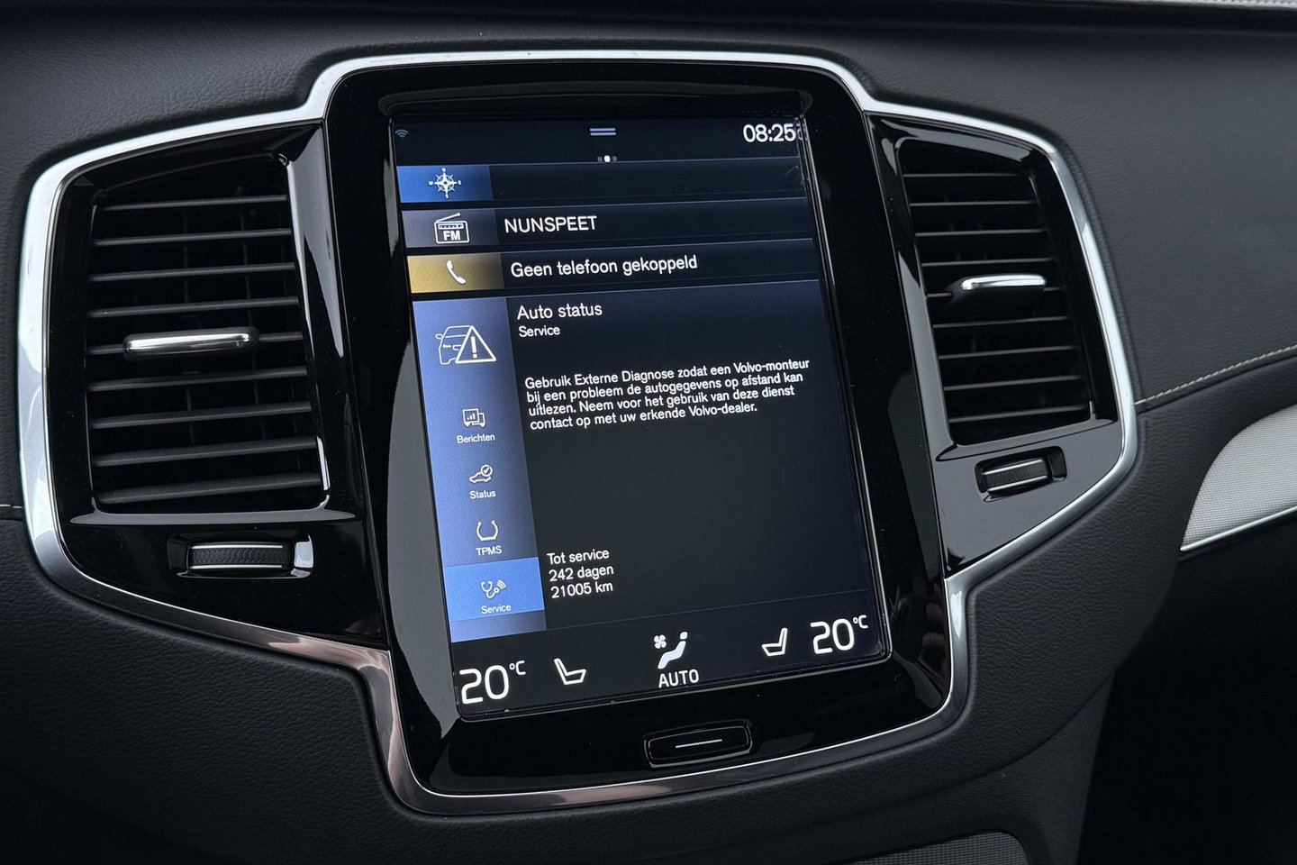 Volvo XC90 T8 Recharge R-Design | ACC | Luchtvering | Panoramadak | Bowers&Wilkins | 360° Camera | Head-Up | Trekhaak | 22 Inch