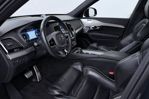 Volvo XC90 T8 Recharge R-Design | ACC | Luchtvering | Panoramadak | Bowers&Wilkins | 360° Camera | Head-Up | Trekhaak | 22 Inch