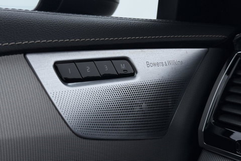 Volvo XC90 T8 Recharge R-Design | ACC | Luchtvering | Panoramadak | Bowers&Wilkins | 360° Camera | Head-Up | Trekhaak | 22 Inch
