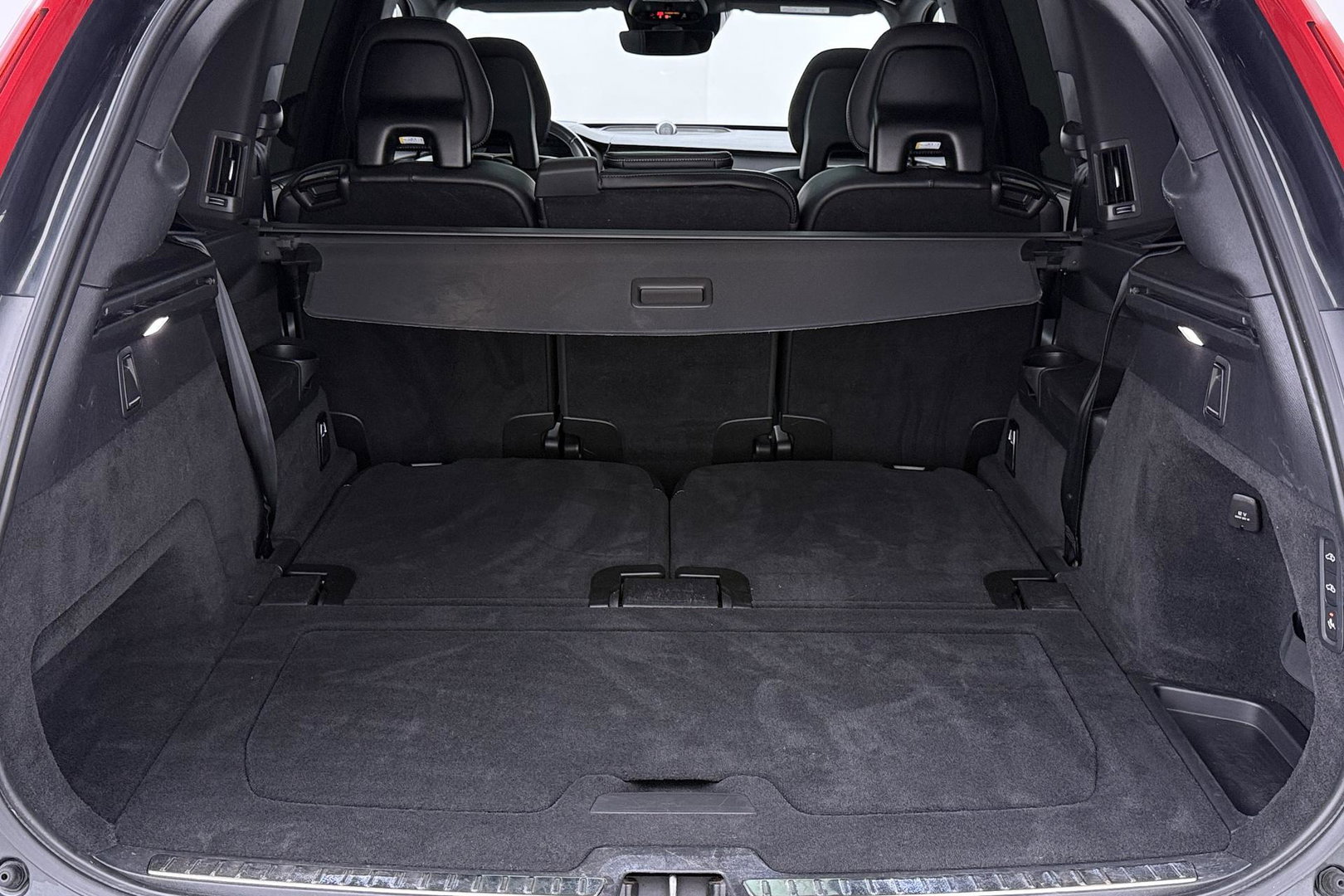 Volvo XC90 T8 Recharge R-Design | ACC | Luchtvering | Panoramadak | Bowers&Wilkins | 360° Camera | Head-Up | Trekhaak | 22 Inch