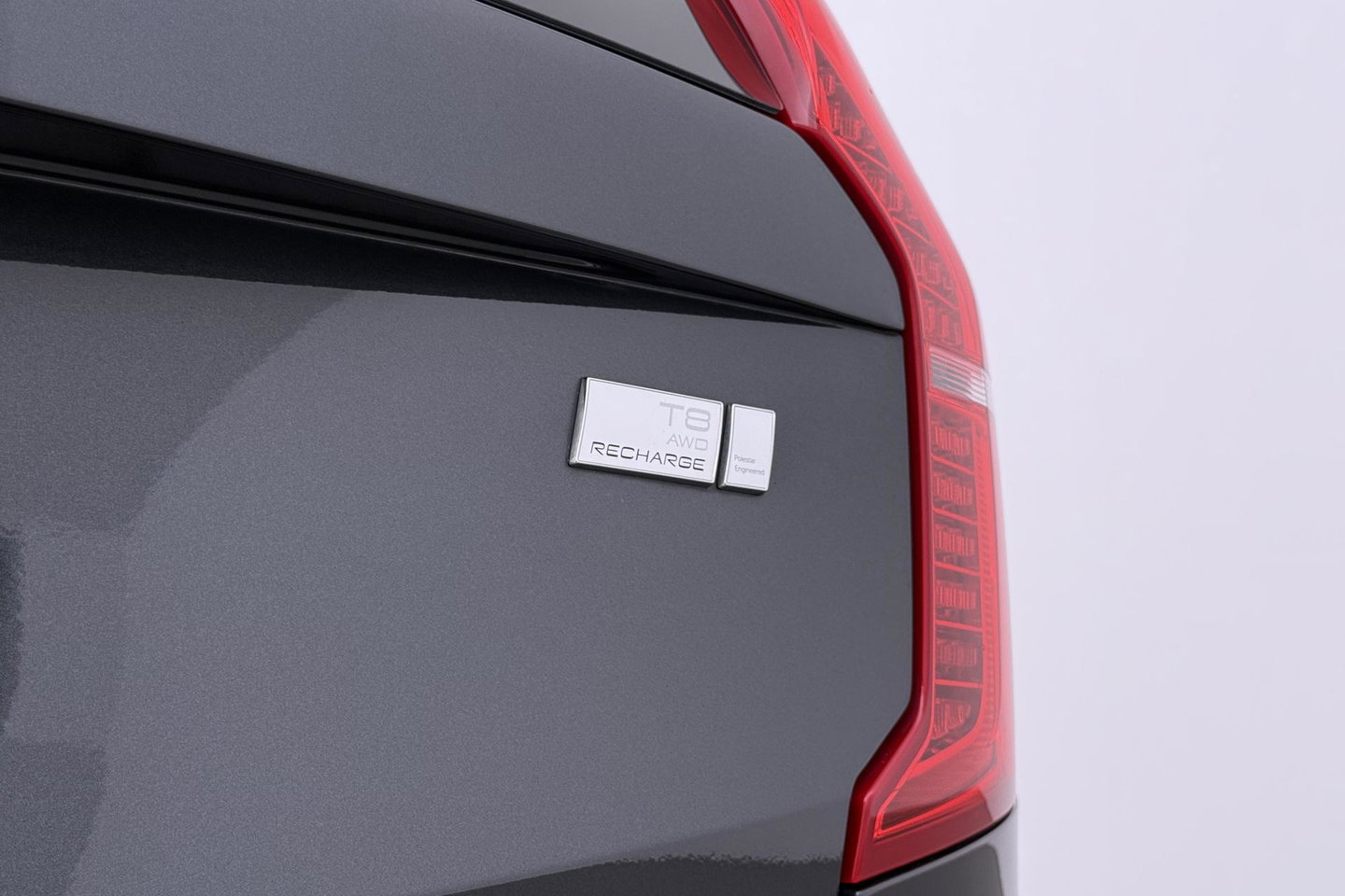 Volvo XC90 T8 Recharge R-Design | ACC | Luchtvering | Panoramadak | Bowers&Wilkins | 360° Camera | Head-Up | Trekhaak | 22 Inch