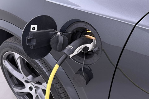 Volvo XC90 T8 Recharge R-Design | ACC | Luchtvering | Panoramadak | Bowers&Wilkins | 360° Camera | Head-Up | Trekhaak | 22 Inch
