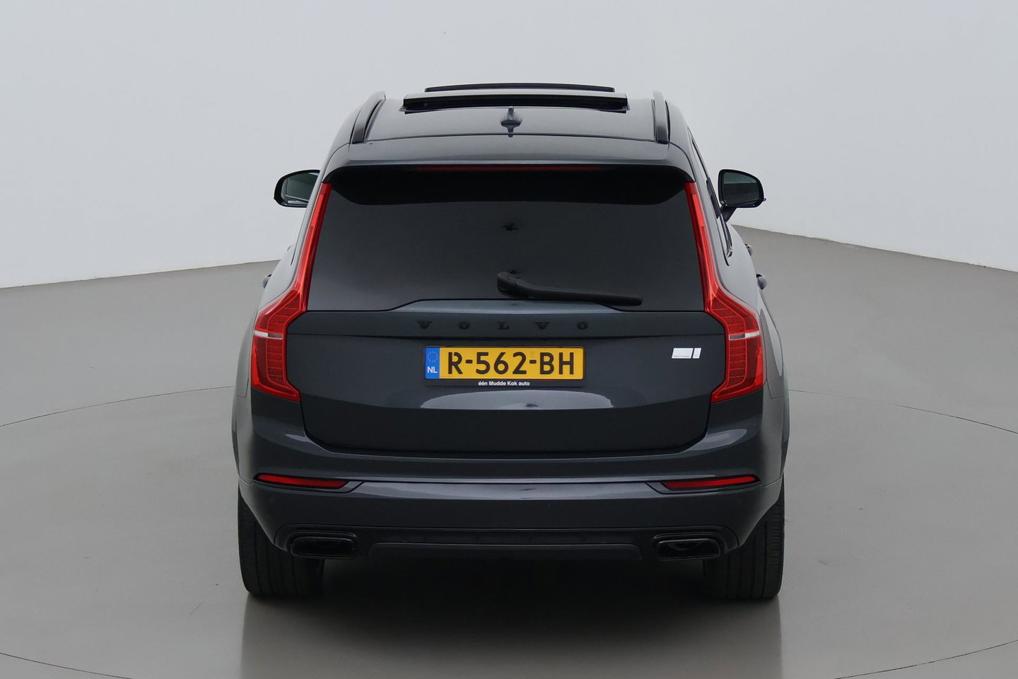 Volvo XC90 T8 Recharge R-Design | ACC | Luchtvering | Panoramadak | Bowers&Wilkins | 360° Camera | Head-Up | Trekhaak | 22 Inch