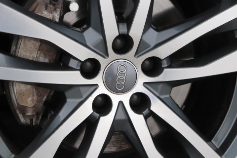 Audi A6 Avant 45 TFSI quattro Sport S line edition | Matrix LED | Trekhaak | Stoelverwarming | Keyless | Memory Seats | 19 inch