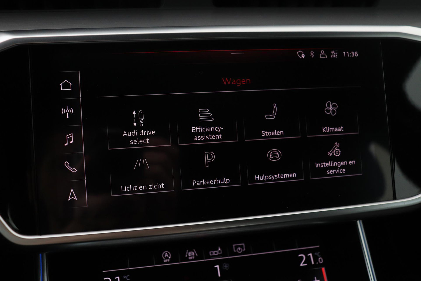 Audi A6 Avant 45 TFSI quattro Sport S line edition | Matrix LED | Trekhaak | Stoelverwarming | Keyless | Memory Seats | 19 inch