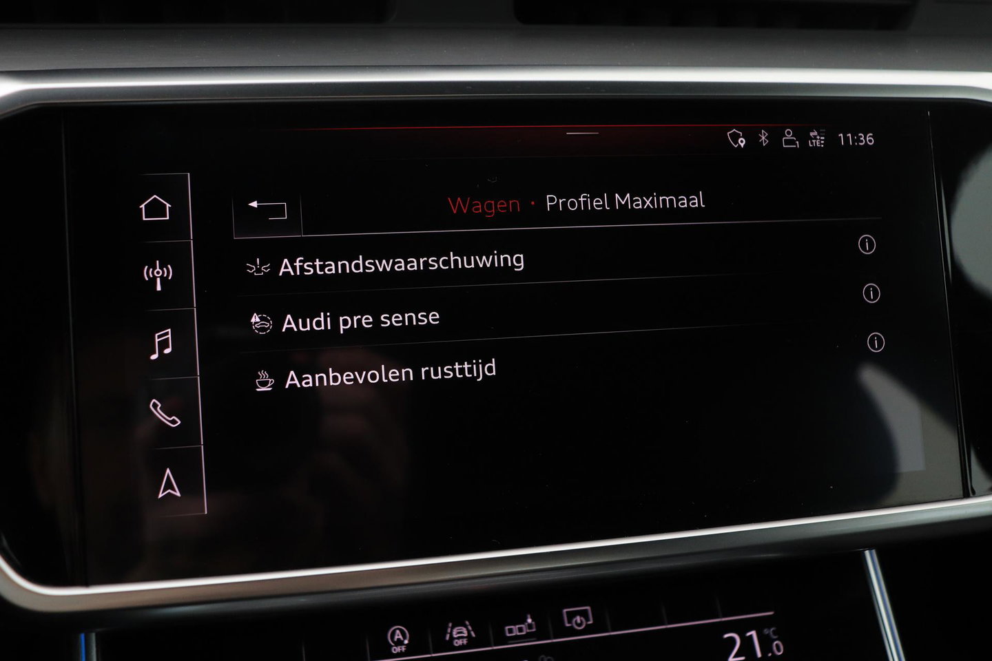 Audi A6 Avant 45 TFSI quattro Sport S line edition | Matrix LED | Trekhaak | Stoelverwarming | Keyless | Memory Seats | 19 inch