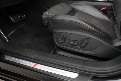 Audi A6 Avant 45 TFSI quattro Sport S line edition | Matrix LED | Trekhaak | Stoelverwarming | Keyless | Memory Seats | 19 inch