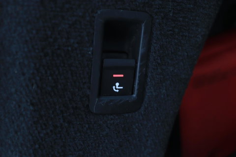 Audi A6 Avant 45 TFSI quattro Sport S line edition | Matrix LED | Trekhaak | Stoelverwarming | Keyless | Memory Seats | 19 inch